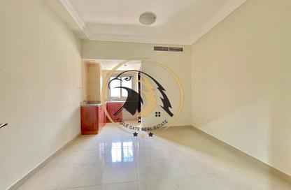 Apartment - Studio - 1 for rent in Fire Station Road - Muwaileh - Sharjah