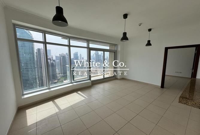 Vacant | Unfurnished | Flexible Cheques
