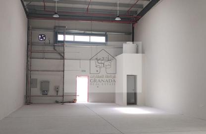 Warehouse - Studio - 1 Bathroom for rent in Al Sajaa Industrial - Al Sajaa - Sharjah