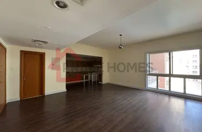 شقة - غرفة نوم - 2 حمامات للبيع في روز2 - حدائق الإمارات 1 - قرية جميرا الدائرية - دبي