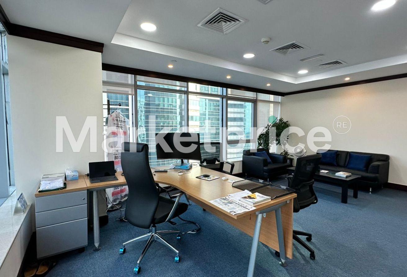 Corporate-Grade Office | High Floor
