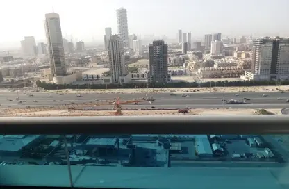 شقة - 1 حمام للايجار في مساكن النخبة رقم 6 - مساكن النخبة الرياضية - مدينة دبي الرياضية - دبي