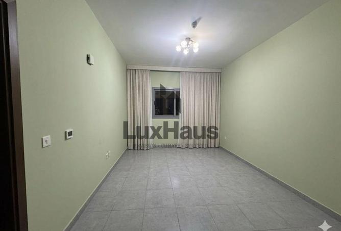 70682160 - Property Image 3