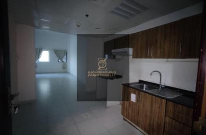 Apartment - Studio - 1 for rent in Falcon Towers - Ajman Downtown - Ajman Apartment - Studio - 1 for rent in Falcon Towers - Ajman Downtown - Ajman