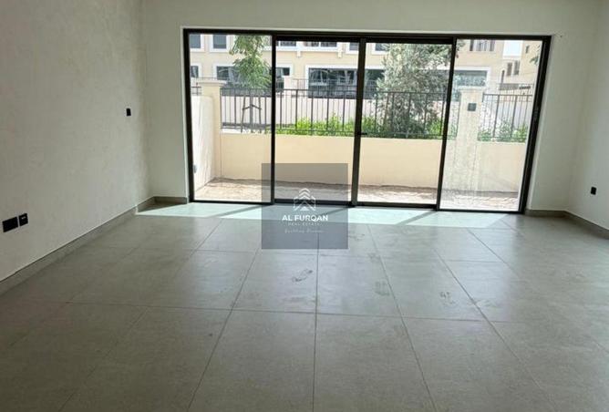 114168275 - Property Main Image