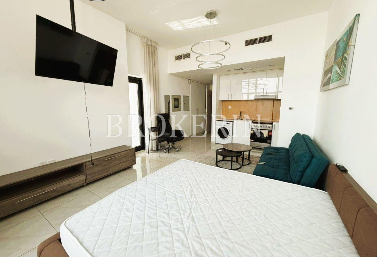 HOME MADE EASY | PRIME LOCATION | GREAT DEAL OFFER photo 2