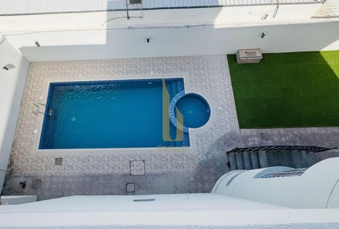 74231712 - Property Image 3