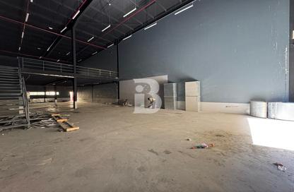 Warehouse - Studio for rent in Dubai Investment Park 2 (DIP 2) - Dubai Investment Park (DIP) - Dubai Warehouse - Studio for rent in Dubai Investment Park 2 (DIP 2) - Dubai Investment Park (DIP) - Dubai