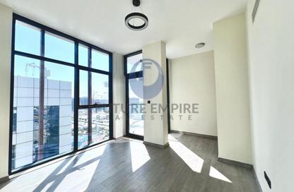 Apartment - 2 - 3 for rent in Saleh Residence 3 - Jumeirah Garden City - Al Satwa - Dubai