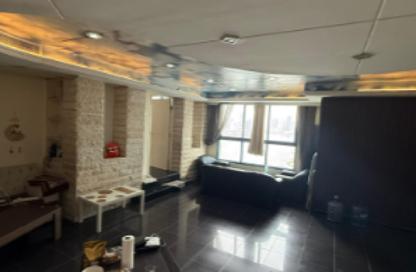 Apartment - 3 - 4 for sale in Al Khan Corniche - Al Khan - Sharjah