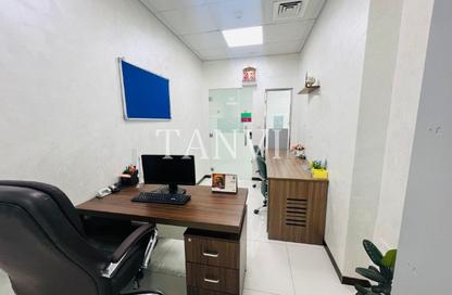 Office Space - Studio - 1 Bathroom for rent in Business Atrium Building - Oud Metha - Bur Dubai - Dubai