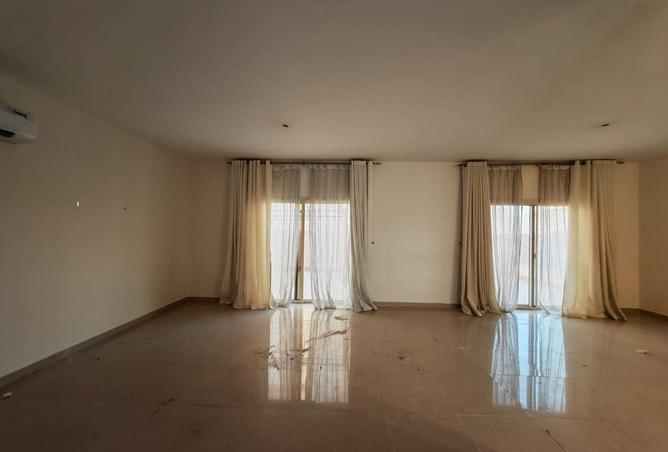 71132729 - Property Image 3