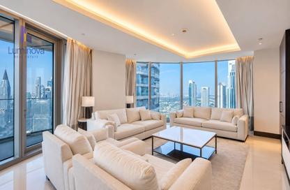 Apartment - 4 - 5 for rent in The Address Sky View Tower 1 - The Address Sky View Towers - Downtown Dubai - Dubai