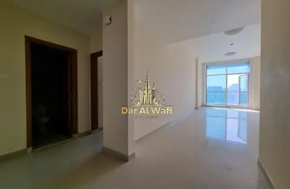 شقة - غرفة نوم - 2 حمامات للايجار في برج جولدن ساندز - النهدة - الشارقة