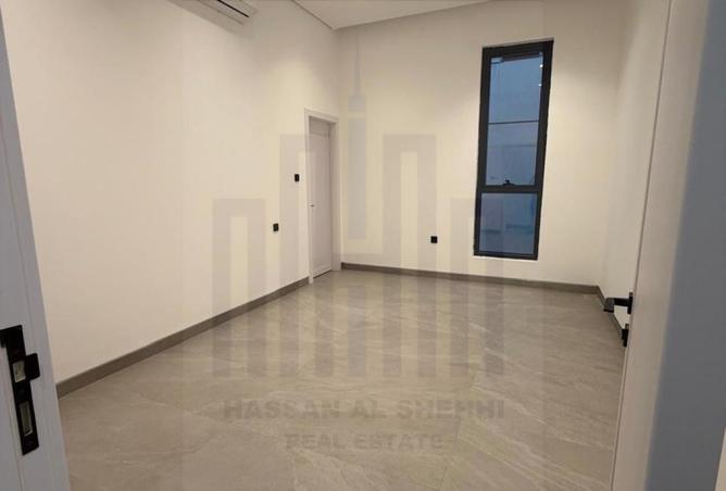 141917939 - Property Image 3