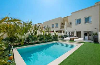 فيلا - 2 غرف نوم - 3 حمامات للبيع في الينابيع 10 - الينابيع - دبي