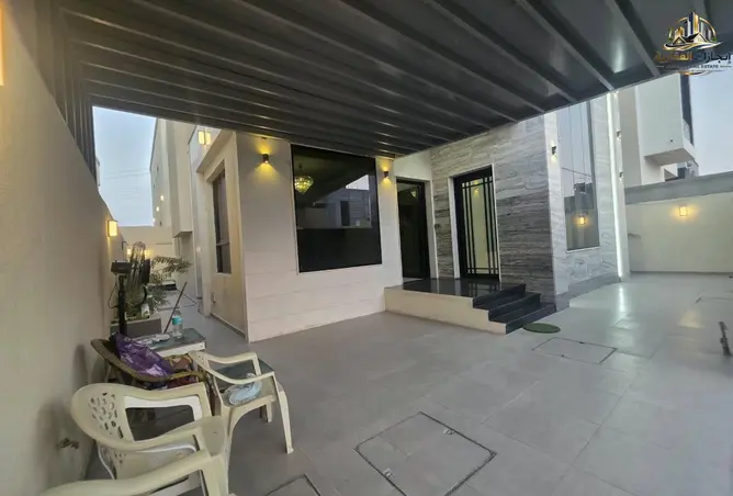 157791593 - Property Image 3