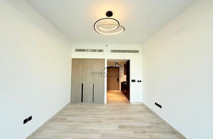 Apartment - Studio - 1 Bathroom for rent in Oxford Gardens - Arjan - Dubai