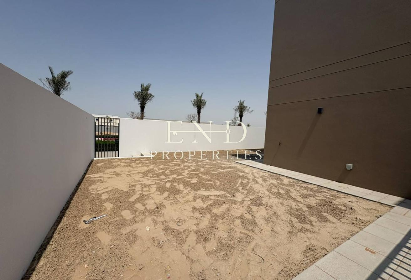 Brand New | 4BR + Maid | Large Plot photo 19