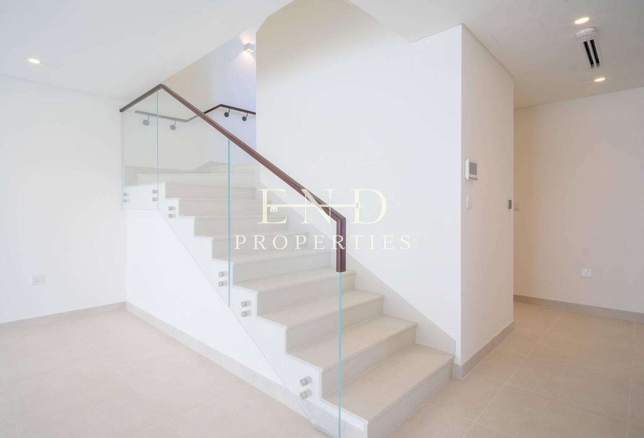 Brand New | 4BR + Maid | Large Plot photo 6
