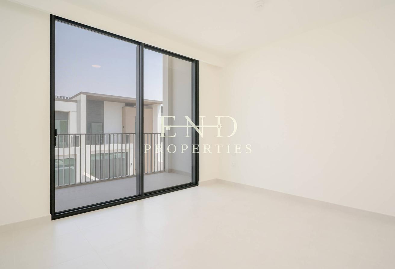 Brand New | 4BR + Maid | Large Plot photo 10