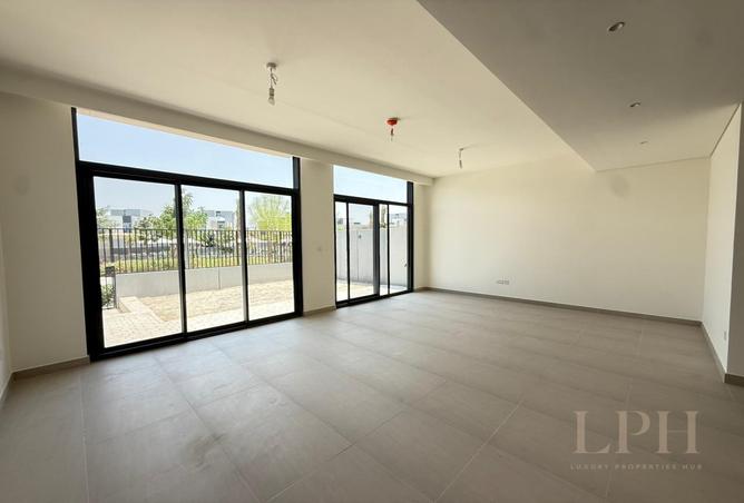 3BHK | G+2 | Pool And Park View photo 3