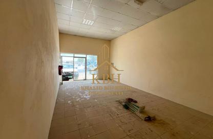 Shop - Studio - 1 Bathroom for rent in Al Sajaa S - Al Sajaa - Sharjah