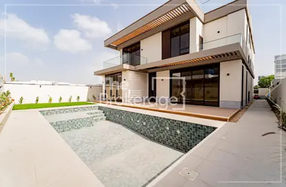 Villa - 5 Bedrooms - 6 Bathrooms for sale in Jumeirah Park Homes - Jumeirah Park - Dubai