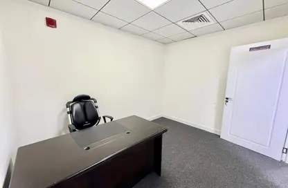 مكتب - استوديو - 2 حمامات للايجار في برج مدينة زايد - منطقة المرور - أبوظبي