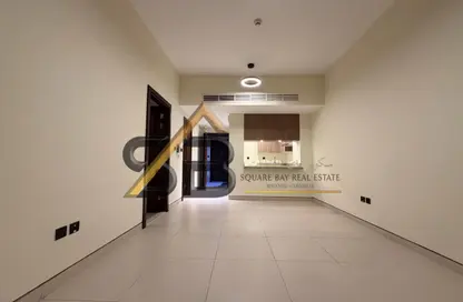 Apartment - 1 Bedroom - 2 Bathrooms for rent in Saleh Residence 3 - Jumeirah Garden City - Al Satwa - Dubai