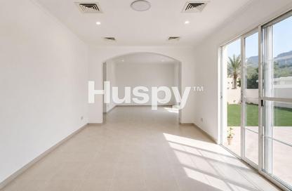 Villa - 4 Bedrooms - 4 Bathrooms for rent in Meadows 1 - Meadows - Dubai