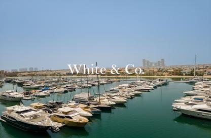 Apartment - 2 Bedrooms - 3 Bathrooms for rent in Ruby - Tiara Residences - Palm Jumeirah - Dubai