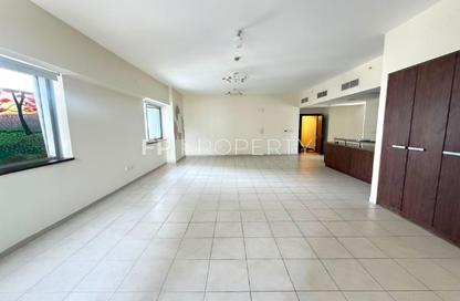 Apartment - Studio - 1 Bathroom for rent in Executive Tower B - Executive Towers - Business Bay - Dubai