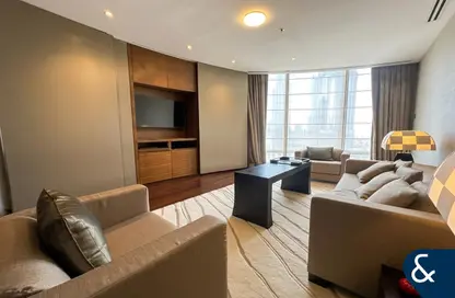 Apartment - 1 Bedroom - 2 Bathrooms for rent in Armani Residence - Burj Khalifa Area - Downtown Dubai - Dubai