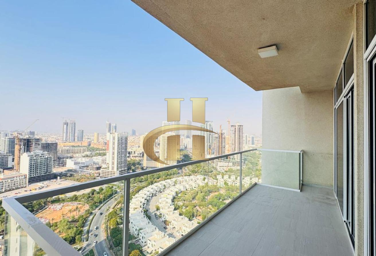Spacious | Massive Layout | High floor | Premium photo 9