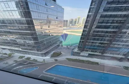 شقة - 2 غرف نوم - 2 حمامات للايجار في راديانت سكوير - مدينة الأضواء - جزيرة الريم - أبوظبي