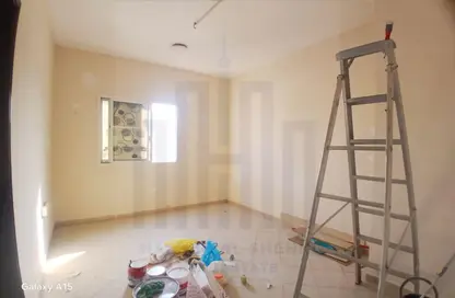 Apartment - 1 Bedroom - 1 Bathroom for rent in Fire Station Road - Muwaileh - Sharjah