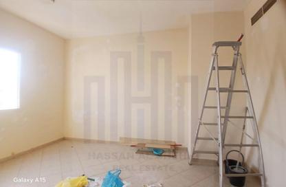 Apartment - 1 - 1 for rent in Fire Station Road - Muwaileh - Sharjah