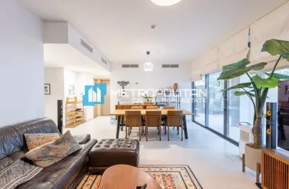 Apartment - 3 Bedrooms - 5 Bathrooms for sale in Soho Square - Saadiyat Island - Abu Dhabi