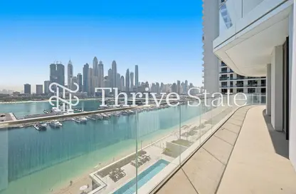 Apartment - 3 Bedrooms - 4 Bathrooms for rent in Palace Beach Residence Tower 2 - Palace Beach Residence - EMAAR Beachfront - Dubai Harbour - Dubai