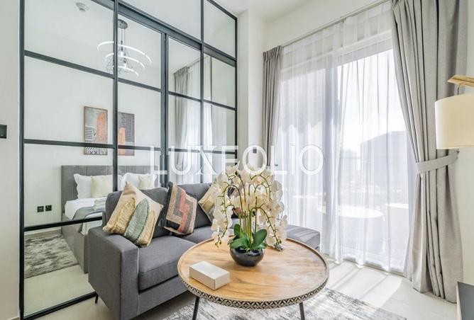 Fully Furnished | Multiple Cheques | Pool View photo 3