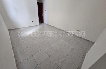 Apartment - 3 Bedrooms - 2 Bathrooms for rent in Abu Shagara building - Abu shagara - Sharjah Apartment - 3 Bedrooms - 2 Bathrooms for rent in Abu Shagara building - Abu shagara - Sharjah
