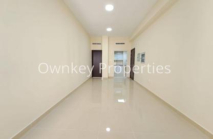 Apartment - Studio - 1 Bathroom for rent in Al Karama Sqaure - Al Karama - Dubai