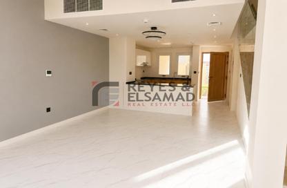 Townhouse - 2 Bedrooms - 3 Bathrooms for rent in Rukan 3 - Rukan - Dubai Townhouse - 2 Bedrooms - 3 Bathrooms for rent in Rukan 3 - Rukan - Dubai