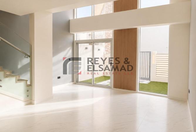132027128 - Property Main Image