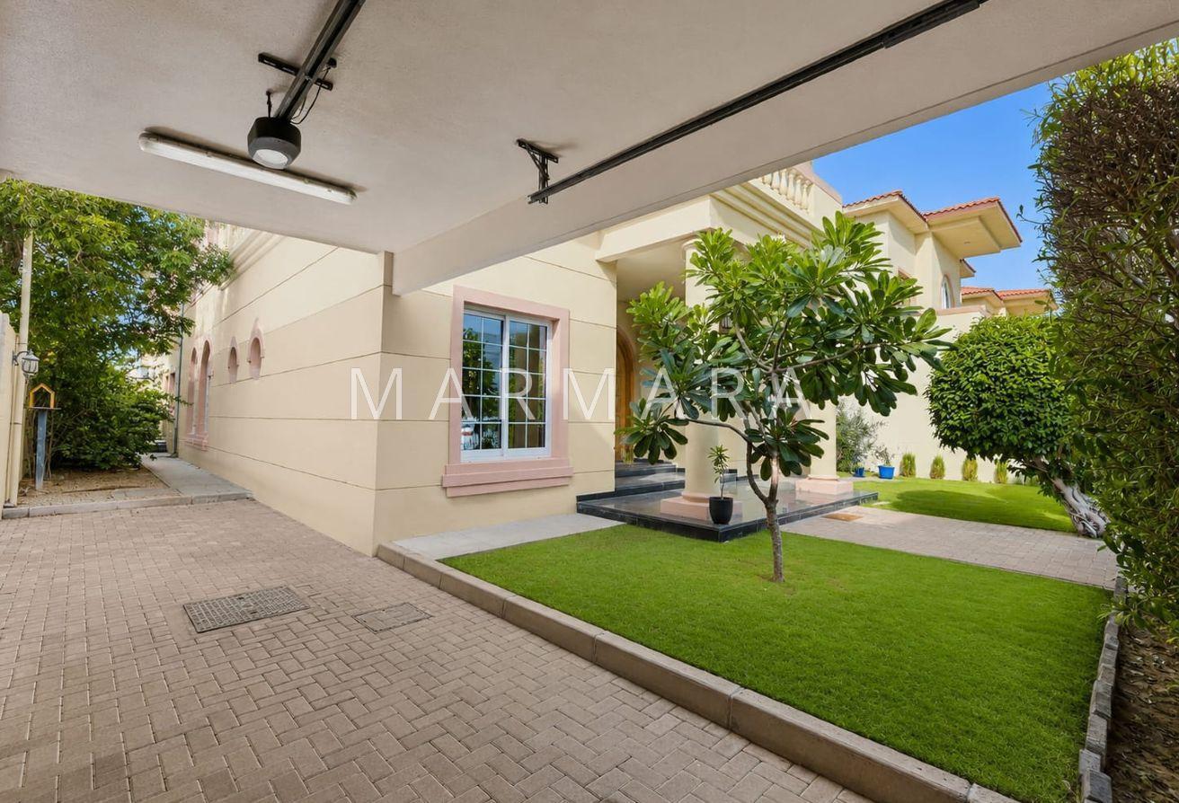 Spacious Independent villa | Swimmingpool | Garden photo 29