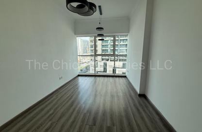 Apartment - 1 - 2 for rent in Mayfair Tower - Business Bay - Dubai