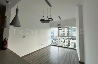 Apartment - 1 - 2 for rent in Mayfair Tower - Business Bay - Dubai