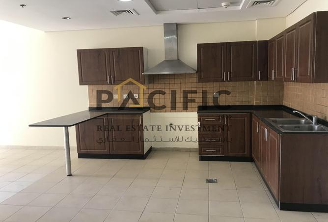 128356393 - Property Image 3