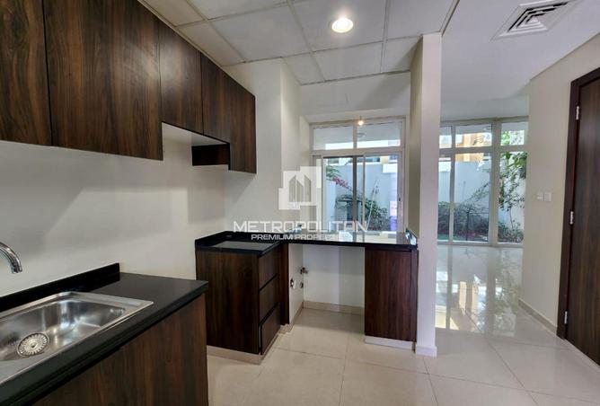 69496345 - صورة العقار 2